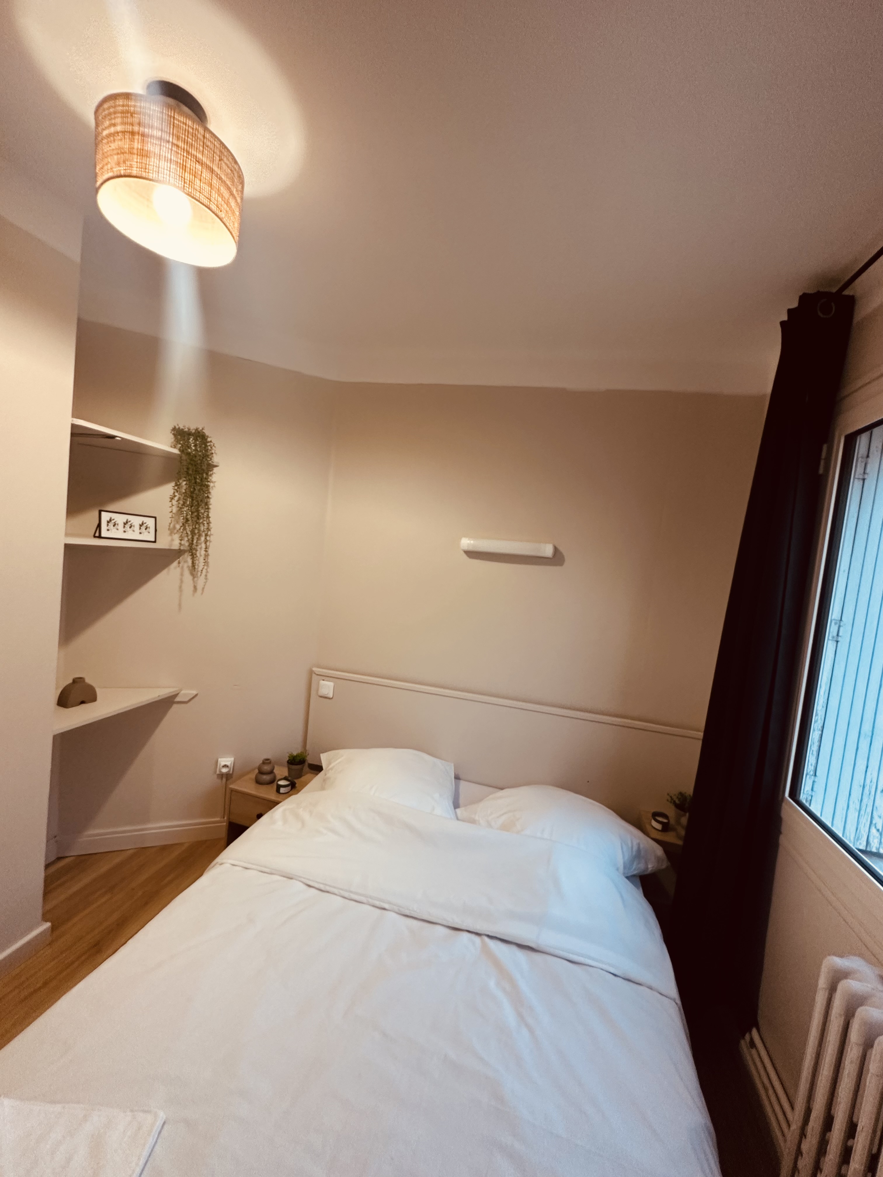 Chambre Chambre Double avec Toilettes Communes - Hôtel Anatole France